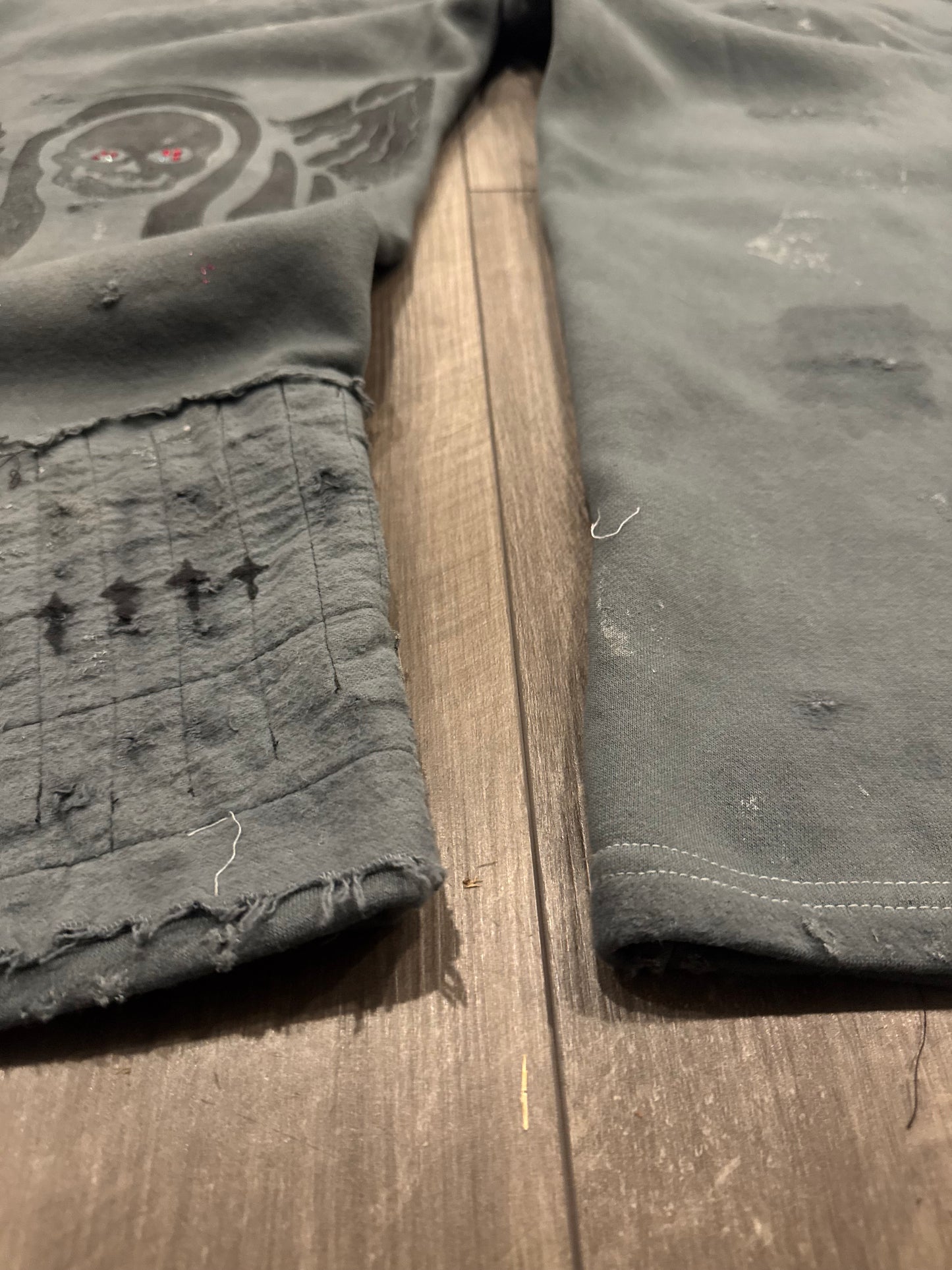 1/1 Concrete head tap Rhinestone sweats-XL