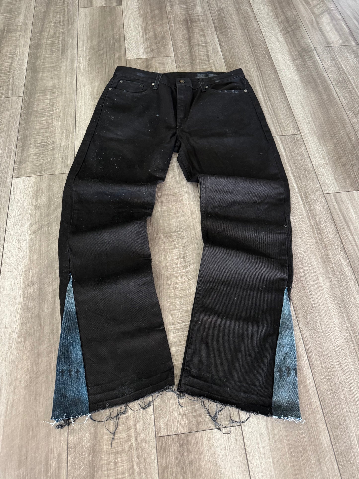 1/1 blacked out denim flared-36-32