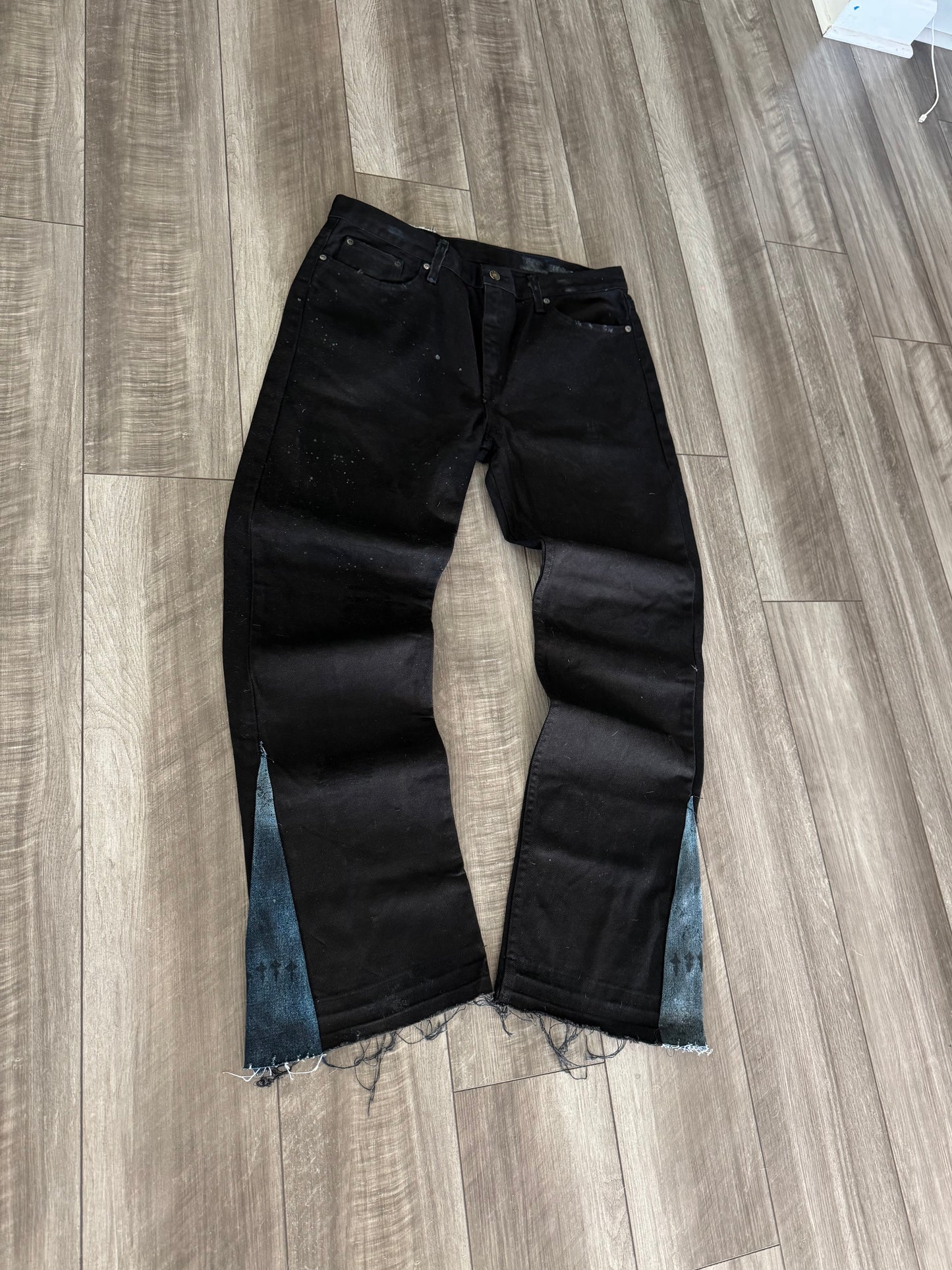 1/1 blacked out denim flared-36-32